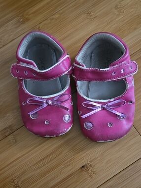 Jack & Lily Pink Mary Jane Barefoot Shoes - 10